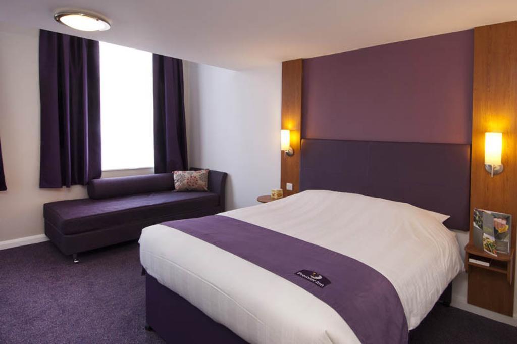 Premier Inn Shrewsbury Town Centre Buitenkant foto