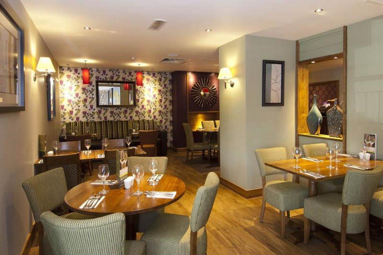 Premier Inn Shrewsbury Town Centre Buitenkant foto